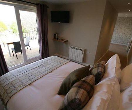 The Fox & Hounds Hotel Swindon Szoba fotó